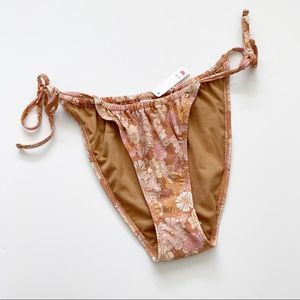 NWT Xhilaration Shirred Side Tie High Leg Scoop Bikini Bottom Floral